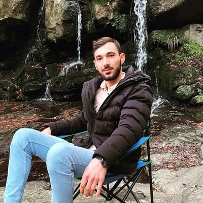 mbuyuk55's profile picture. NEVER LOOK BACK 🕊️