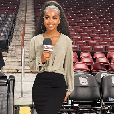 UofSc ‘23 • SGTV News 4 Sports @SGTVatUSC • sports broadcaster