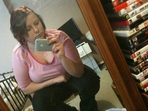 Nellbtgfy's profile picture. Thanks for looking at my Profile. To find someone or even the one, wow that would be great.