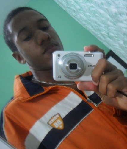 DanzzinhuU's profile picture. 