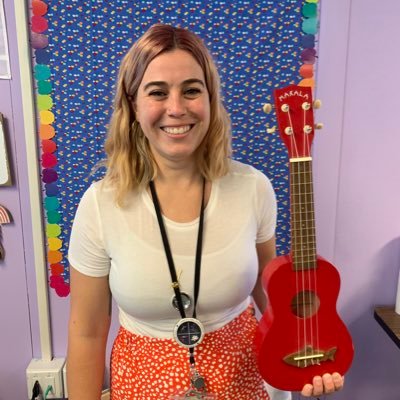 Elementary Music Teacher, Orff Enthusiast, passionate about ensuring all students have an equitable music education. She/Her. #ArtSmartSMUSD