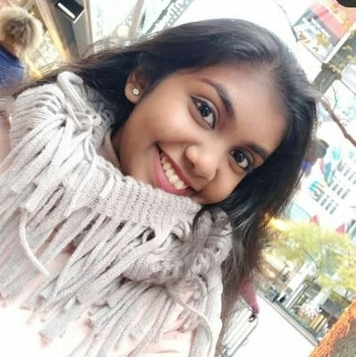 DrVanaga's profile picture. Mending hearts for a living 👩‍⚕️