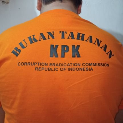 MichaelZuhri's profile picture. Gak tau pengen aja punya Twitter