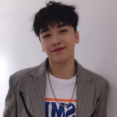 here for seungri only