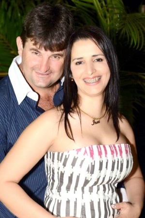 Sou como você me vê.Posso ser leve como uma brisa ou forte como uma ventania. Depende de quando e como você me vê passar.