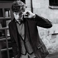 Bronwyn47383400's profile picture. I can make it through the rain. I can stand up once again on my own.