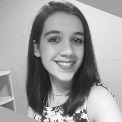 Badmintonista, clarinetista y medica. 28 💕