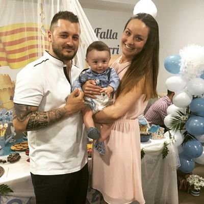 solo soy un hombre adulto intentando divertirme como un niño!!