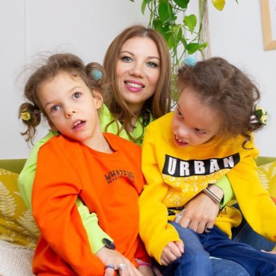 Kristy Zhuky 👩‍👧‍👧さんのプロフィール画像