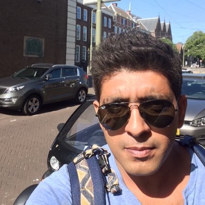 #SalesMan #TestCricket #MSDian #StandUp. Views/tweets are own, Links/RTs are not endorsements.