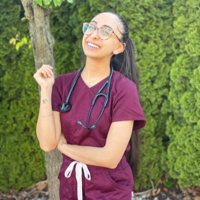 OBGYN resident. @waynemedicine ‘23. She/Her/Hers. Game of Thrones & Drake Enthusiast🤗 Dancer 💃🏽 #womeninmedicine