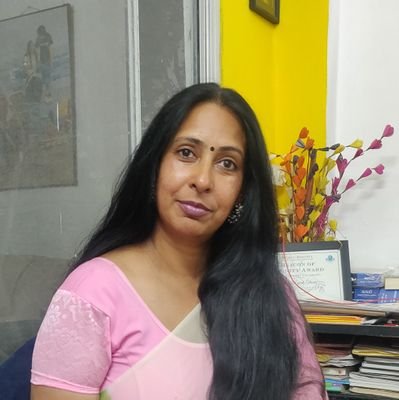 amitaneerav's profile picture. जर्रों में रहगुजर की चमक छोड़ जाऊँगा/ पहचान अपनी दूर तलक छोड़ जाऊँगा