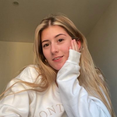 lotte_stoll's profile picture. 3rd Year Medical Student @UniversityLeeds 🩺, Mentor for Medefine Education 📝, Fellow of @CollegeofMed 🧬 & sharing my journey on YouTube via ‘Lotte Stoll’ 🤓