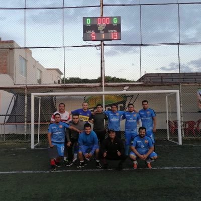 Trabajador de tiempo completo apasionado de la vida y los deportes 🏀 🏈 ⚽️