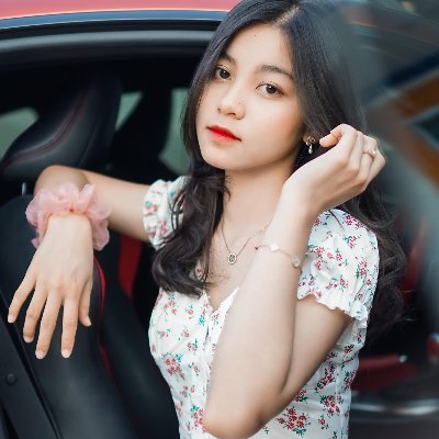 UnerMy's profile picture. My name is Emma