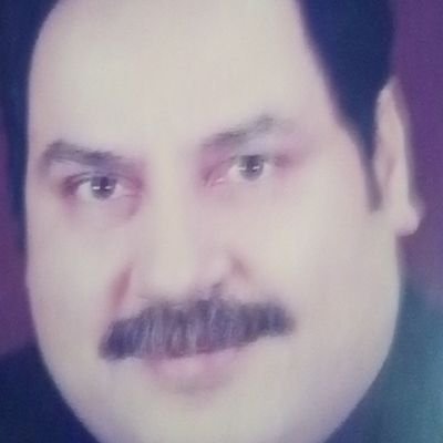 ((صفحة الادب )) :
صحفى محترف:وريث لجيل من عمالقةالصحافة
يطمح بالوجودفى دنياالادب..أودنياالله.! ربما لأن سيرة أى قديس- تحفة ادبية..
والدين عندى:(دموع ورؤيا)..!