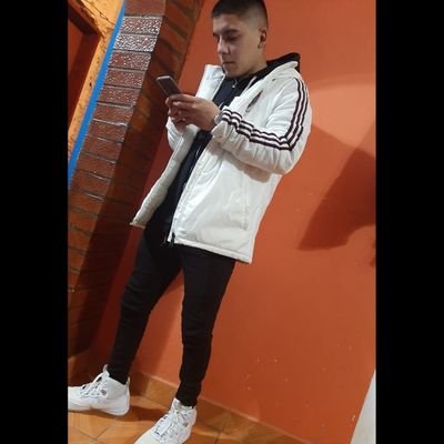 Quienes se llevan en el corazón jamás descienden del sentimiento // wesai '98 // original Perreo kid
