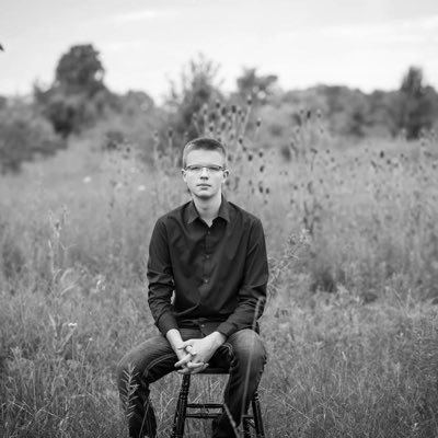 buddeiw's profile picture. EE/Spanish Student (Miami ‘23). Generally tweeting about engineering/computing topics and projects I find interesting, as well as ethics, etc.