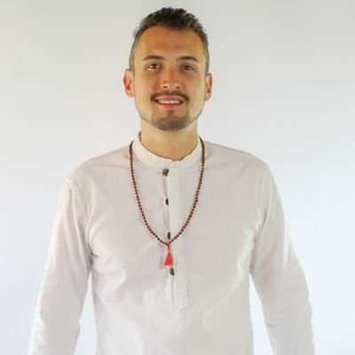 juanda_comunica's profile picture. Abogado en formación🎓
Creativo, positivo, criticó constructivo,
Aquí y Ahora, Yoga, Meditación.