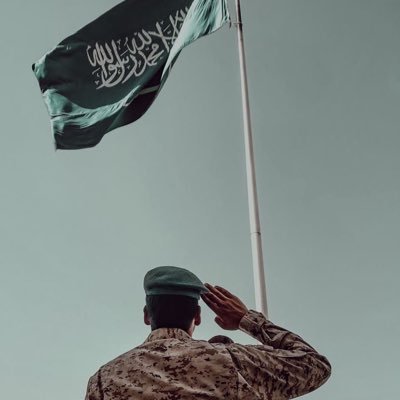 lool_sarip's profile picture. الحمدلله 🖤