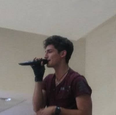 notemueres's profile picture. No le deseo la muerte a nadie, me pareció alternativo ese user.