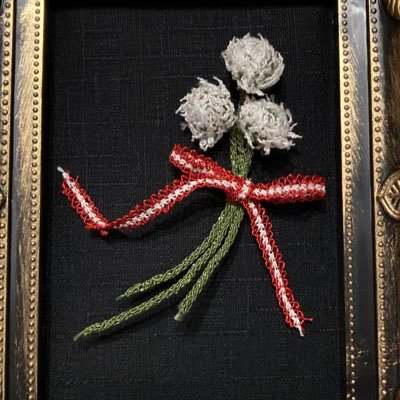 手芸大好き♪ とりあえず、ジャンル問わずなんにでもTry!! 1回で満足するものもある中で、今はトルコのオヤに夢中。マイペースに細く長く継続中です(*^-^*)