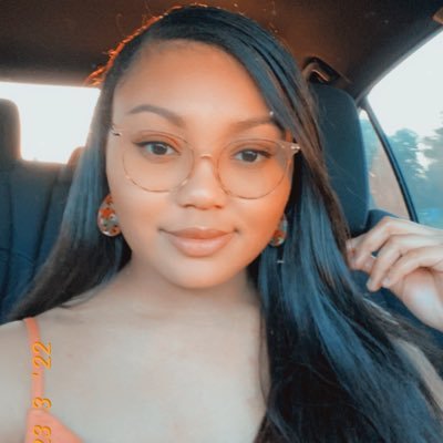 miaedaga's profile picture. keep me where the light is