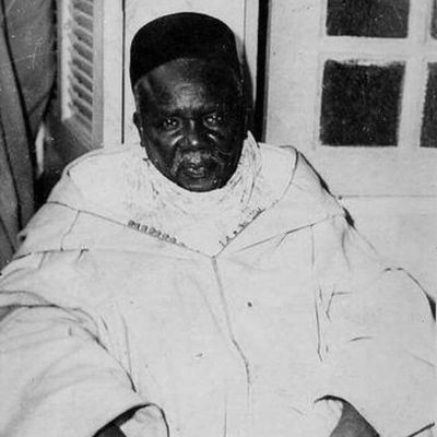 Ouleye67067316's profile picture. Chaque jour de ta vie est un feuillet de ton histoire que tu écris.