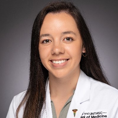 Latinx🇲🇽| PGY-1 at BCM- San Antonio| Mizzou Alum| all opinions are my own (she/her)