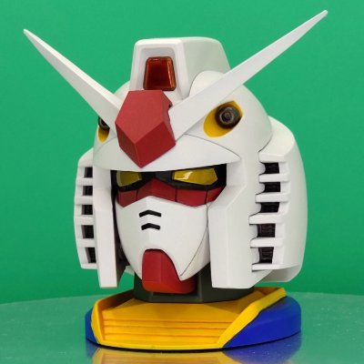 ガンプラブームどストライク世代、60間近のおっさんアマチュアモデラーです
久しく無塗装でしたが、Plamax サーバインの発売を機に塗装を再開しました
プラモ的なこととか適当につぶやきます
