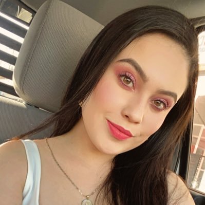 Ing.Gestión empresarial Instagram: @leon.sandy 😘