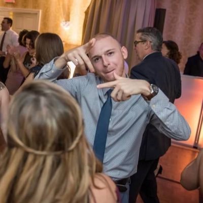 justinsquarzini's profile picture. 