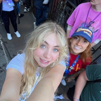 madisyn_glenn's profile picture. 