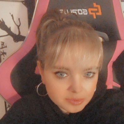 Just a Mom playing games on Twitch for fun! Twitch Affiliate. Xbox Ambassador. Passionate about games and mental health. Member of Clan Beardly and the Katpack.