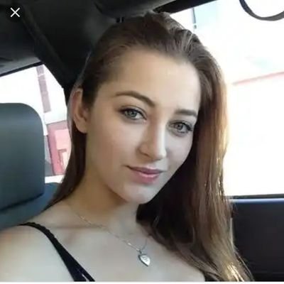 KarenBecky8's profile picture. I love always been doing the right thing