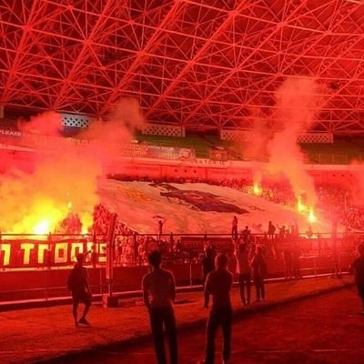 Larenp_'s profile picture. I LOVE ISLAM | Cuma fans layar kaca | FCB Collector #156.       ig : Larenp_