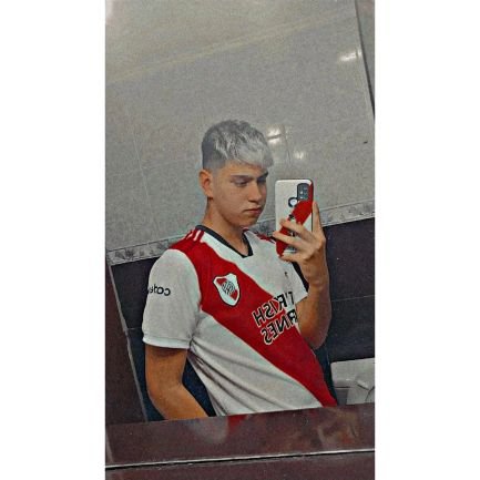 Lavalleemi
MI UNICA PASION RIVER🤍❤️🤍