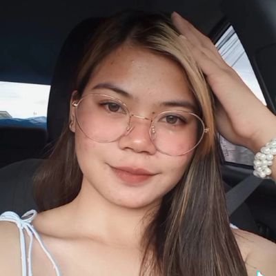 neverbeanj's profile picture. Now more than ever, I trust the waiting ☁️🌱