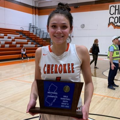 Cherokee HS 2023📍4.0 GPA 🏀 5’10 Wing #4 🏀AAU: Team Sharp 17 UA Rise #5🥋Black Belt, 🥊Karate and Fitness Instructor, 🏐HS Volleyball 🐏Jefferson WBB Commit