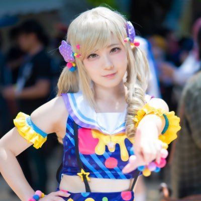 コス&日常垢。夏が好き。おじさんが苦手。バーチャルおばあちゃん、スポーツ観戦、謎解き初心者、猫、ゆるキャラ、自分ツッコミくま、お買いものパンダ、カービィ、シナモン。鬼滅の刃/ラブライブ！サンシャイン!!/進撃の巨人/アルスラーン戦記/おおきく振りかぶって/夏目友人帳/マクロスΔ、Ｆ、7/バンドリなど。