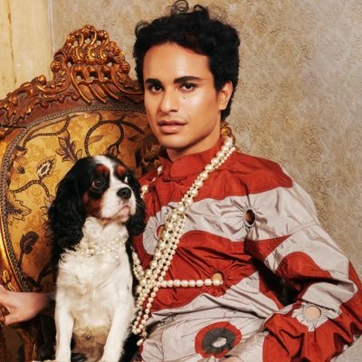 Male soprano 🇻🇪 Gastronomy, Travels, Fashion, Activist -  Dog lover owner of a Cavalier King Charles