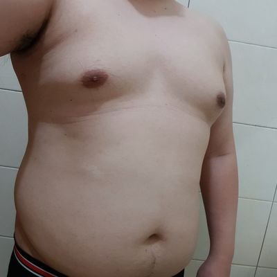 2539416197a's profile picture. 您好！爱好打羽毛球