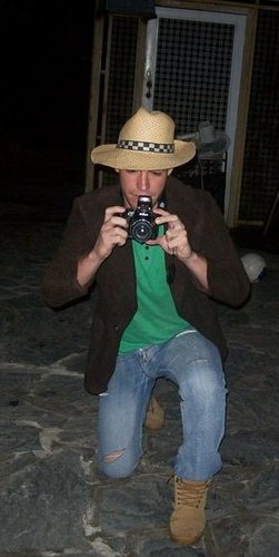 FueraDBase747's profile picture. Enamorado del Arte y todo lo que engloba!