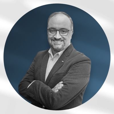 JavierGonalves2's profile picture. chileno🇨🇱 padre de una 🇨🇱 y dos 🇨🇱🇪🇨, doglover🐶🐕🦮🐕‍🦺, amor de una 🐰. Aprendiz en todo y Experto en otras tantas. 🤜🤛