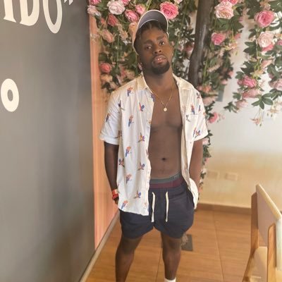 Zoe life 🇭🇹 Scorpio ♏️🦂 Investor 🔬 https://t.co/3gisOkz7M3 @kenley360