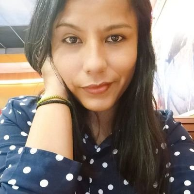 TintyCafe's profile picture. Mamá de Emma👩🏻 Hija de Mabel 💪🏻 Cafeinómana ☕ Rockera 👩🏻‍🎤 Contadora👩🏻‍💻 Seudoescritora📝 Watercolor 🌈