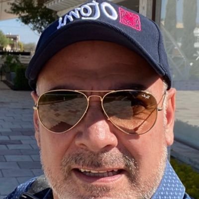 QUERETANO, ABOGADO, CRÍTICO, A TODO SI, FELIZ, AGUILA, VIVO EN SOBRIEDAD, AMIGO Y COQUETÓN! sigueme T SIGO!...