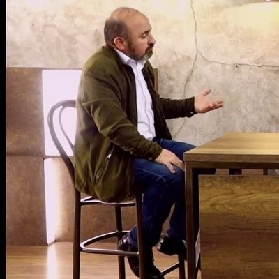 Floydfrunz1's profile picture. Փինք ֆլոյդ, ֆեյրվինդ, կավիճ, տղամարդ (կներեք) պառոլ՝ DnemLndit73$