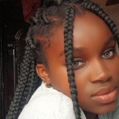 Praise_ly's profile picture. 