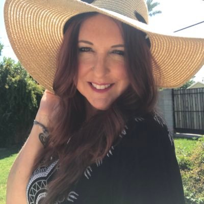 howland_april's profile picture. NFT Artist
Oil Painter
Cool Chick